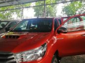 Chính chủ bán Toyota Hilux 2016, màu đỏ, nhập khẩu Thái Lan, giá chỉ 630 triệu