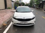 Cần bán lại xe Kia Cerato năm 2016, màu trắng