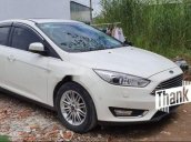 Bán lại xe Ford Focus đời 2016, màu trắng, xe nhập