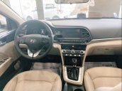 Cần bán Hyundai Elantra 2019, màu trắng, nhập khẩu, giá 580tr