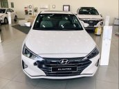 Cần bán Hyundai Elantra 2019, màu trắng, nhập khẩu, giá 580tr