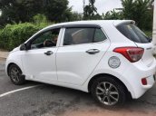 Cần bán Hyundai Grand i10 đời 2015, màu trắng, nhập khẩu chính chủ