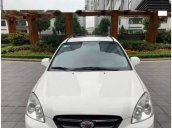 Cần bán xe Kia Carens 2.0AT sản xuất 2010, màu trắng, xe gia đình