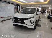 Bán xe Mitsubishi Xpander tặng dán kính, trải sàn, cảm biến lùi