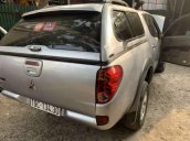 Chính chủ bán Mitsubishi Triton đời 2011, màu bạc, nhập khẩu