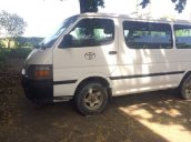 Bán Toyota Hiace đời 2000, màu trắng, xe nhập