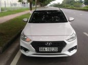 Chính chủ bán Hyundai Accent 1.4MT sản xuất 2018, màu trắng, xe nhập