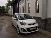 Gia đình bán Kia Picanto sản xuất 2013, màu trắng, xe nhập 