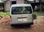 Bán ô tô Toyota Hiace sản xuất năm 2010, nhập khẩu, màu xanh ngọc