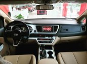 Cần bán Kia Sedona 2.2 DAT Luxury sản xuất năm 2019, xe giá thấp
