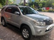 Bán xe Toyota Fortuner 2.7V 4x4AT đời 2009, màu bạc  