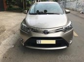 Gia đình cần bán xe Toyota vios 2017, số tự động, màu vàng cát