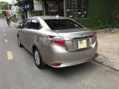 Gia đình cần bán xe Toyota vios 2017, số tự động, màu vàng cát