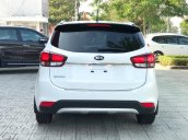 Kia Rondo 2020, giảm giá sốc+ gói phụ kiện, đưa trước 200 triệu có xe, LS tốt