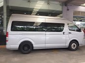 Bán ô tô Toyota Hiace 3.0 năm 2019, màu bạc, xe nhập, mới 100%