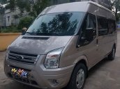 Gia đình cần bán Ford Transit 2015 số sàn, máy dầu, màu hồng phấn