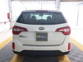 Bán Kia Sorento GAT 2.4AT năm sản xuất 2016, màu trắng