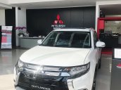 Mitsubishi Huế - Cần bán 7 chỗ Mitsubishi Outlander, tại Huế giá rẻ, khuyến mãi khủng, giá tốt, liên hệ 0934.674.616