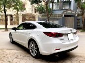 Bán Mazda 6 2.5 2017 full option trắng Ngọc Trinh, xe nữ sử dụng