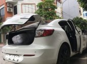 Gia đình bán Mazda 3 S 1.6AT năm sản xuất 2012, màu trắng