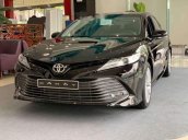 Bán xe Toyota Camry đời 2019, đủ màu, giao ngay