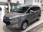 Bán Toyota Innova 2.0E màu nâu titan, số sàn, sản xuất 2017 mẫu mới một chủ