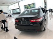 Bán xe Toyota Camry 2019, màu đen, nhập khẩu. Giao ngay