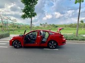 Bán Honda Civic 1.5 Turbo sản xuất 2018, màu đỏ, biển Hà Nội