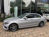 Chính chủ bán xe Mercedes C300 AMG sản xuất năm 2015, màu bạc, giá tốt