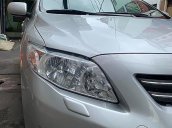 Cần bán gấp Toyota Corolla đời 2010, màu bạc, xe nhập