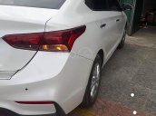 Cần bán gấp Hyundai Accent 1.4 MT đời 2018, màu trắng, giá chỉ 455 triệu