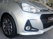 Cần bán xe Hyundai Grand i10 đời 2019, màu bạc, giá 330tr