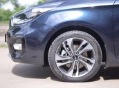 Cần bán xe Kia Rondo 2.0L MT sản xuất năm 2019, giá thấp, giao nhanh