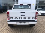 Bán xe bán tải Ford Ranger XLS 2019, màu trắng, nhập khẩu, ưu đãi cực khủng