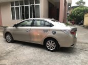 Cần bán gấp Toyota Vios sản xuất 2015 số sàn