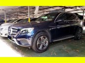 Bán Mercedes GLC 250 model 2017, đi 25000km, xe chính chủ