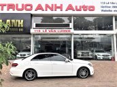 Bán Mercedes E400 AMG năm sản xuất 2014, màu trắng, nhập khẩu nguyên chiếc