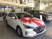 Bán Hyundai Elantra năm 2019, xe được trang bị đầy đủ các options