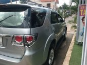 Bán Toyota Fortuner 2014, màu bạc chính chủ, giá tốt