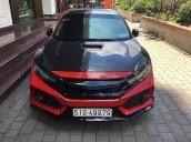 Bán Honda Civic sản xuất 2017, màu đỏ đen