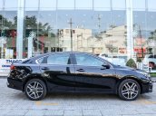 Bán xe Kia Cerato Standard MT năm sản xuất 2019, màu đen, chỉ 190tr nhận xe ngay