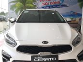 Bán Kia Cerato deluxe 2019, màu trắng, chỉ với 630 triệu