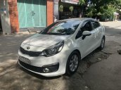 Cần bán Kia Rio 2016, màu trắng số AT xe đẹp, giá cực tốt