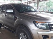 Cần bán xe Ford Ranger sản xuất năm 2015, xe nhà đang sử dụng