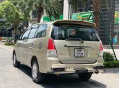 Bán xe Toyota Innova V số tự động 2.0 màu vàng cát rất đẹp