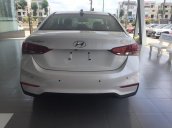 Cần bán Hyundai Accent AT đời 2019, màu trắng, có sẵn giao ngay