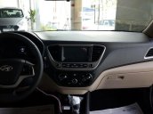 Cần bán Hyundai Accent AT đời 2019, màu trắng, có sẵn giao ngay