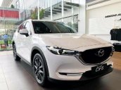 Cần bán Mazda CX 5 sản xuất năm 2019, màu trắng, xe đẹp