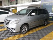 Cần bán xe Toyota Innova E 2.0MT năm sản xuất 2015, màu bạc, 556tr