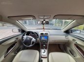 Cần bán xe Toyota Corolla Altis 1.8AT 2012, màu bạc, giá tốt